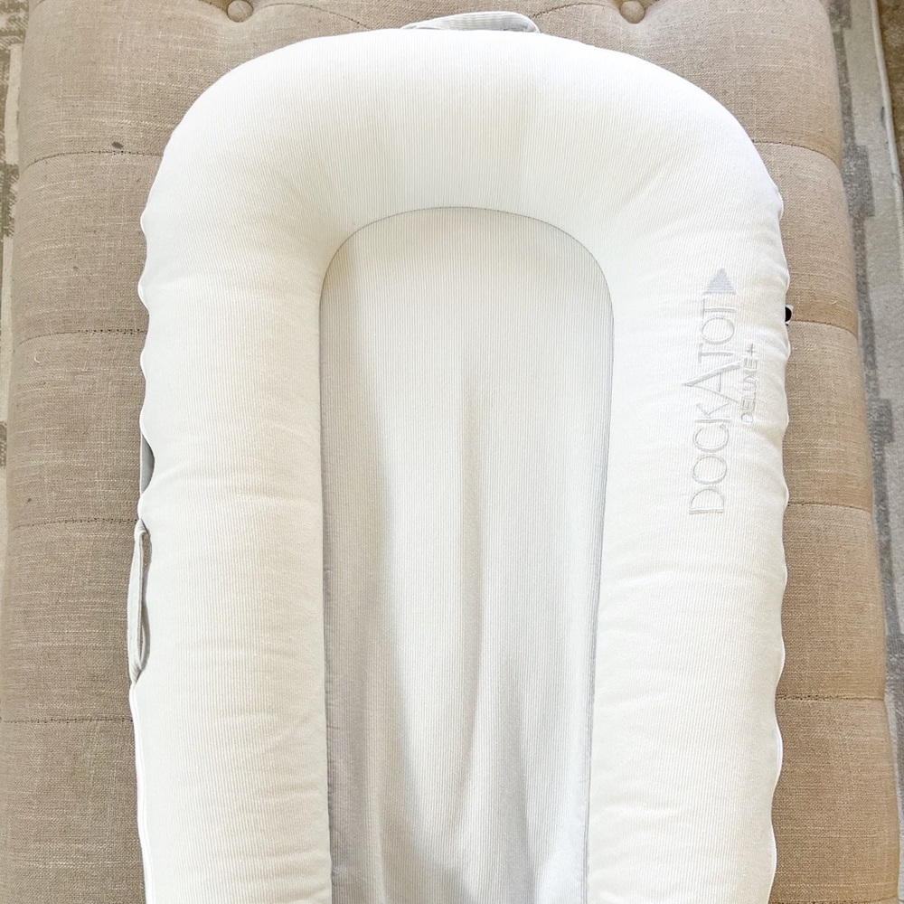 Dockatot deluxe and spare cover